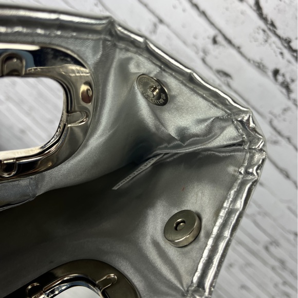 Vintage Silver Metallic Sequins Clutch for special occasions, Charming CHARLIE, - Picture 4 of 6